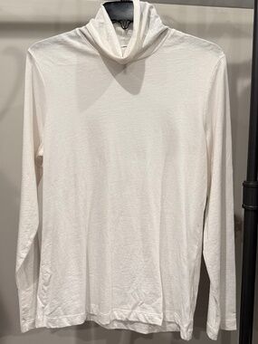 ISDA Organic Jersey T-Neck. NWT. Size L